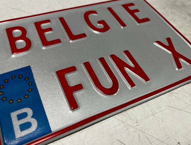 Belgie FUN motorkentekenplaat